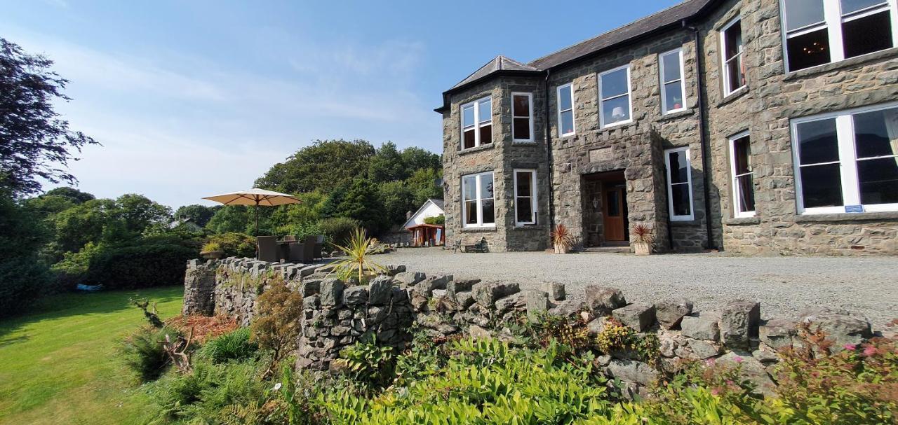 Large Mach Apartment At Pen Y Coed Hall 多尔盖罗 外观 照片